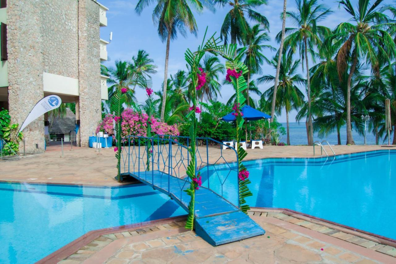 Mombasa Continental Resort Shanzu Extérieur photo
