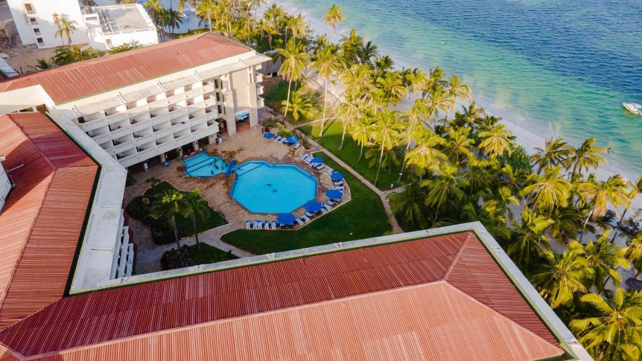 Mombasa Continental Resort Shanzu Extérieur photo