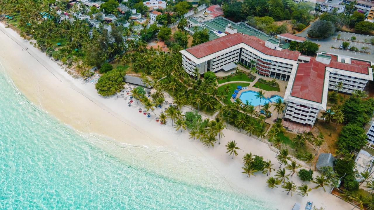 Mombasa Continental Resort Shanzu Extérieur photo