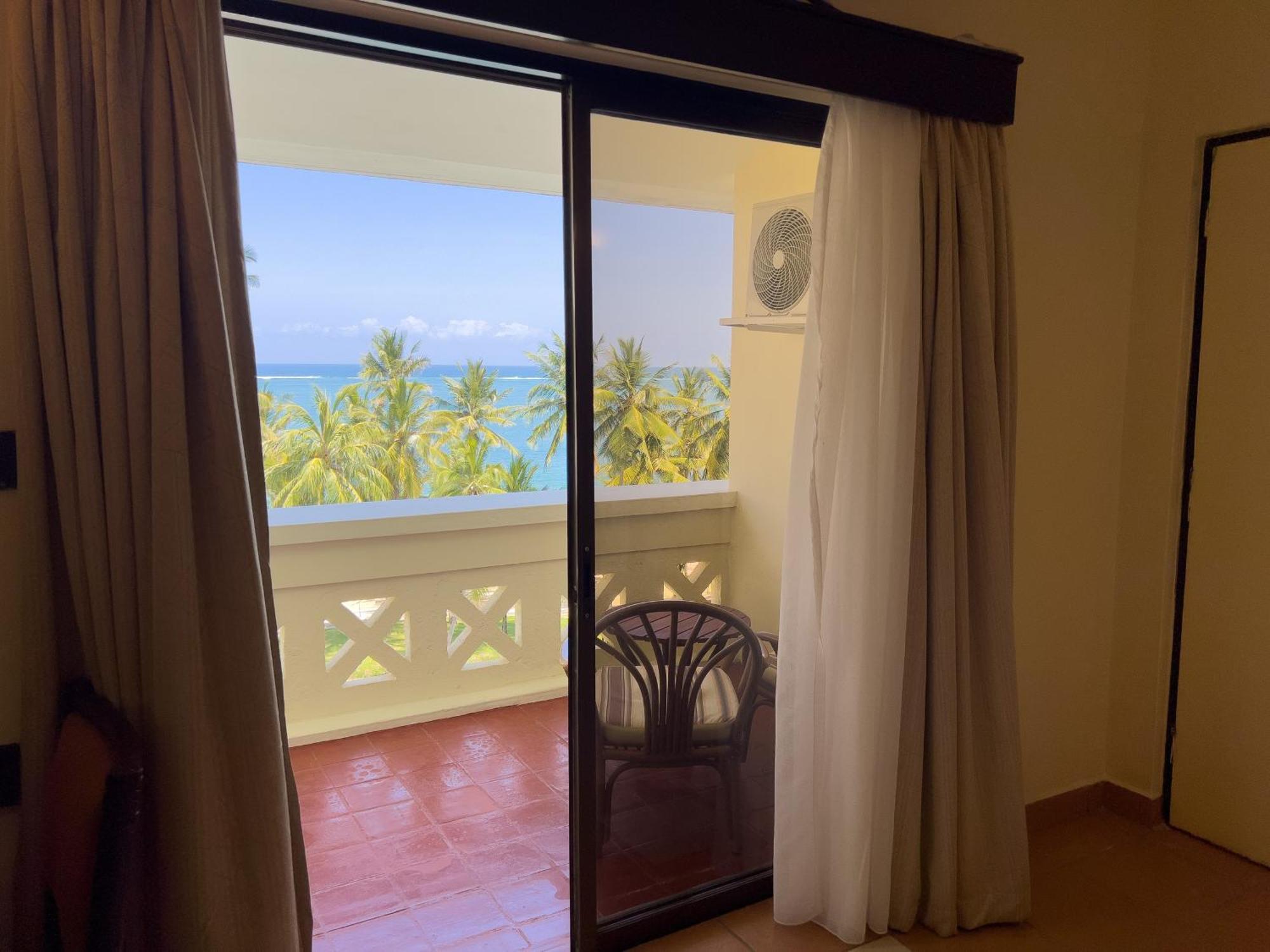 Mombasa Continental Resort Shanzu Extérieur photo