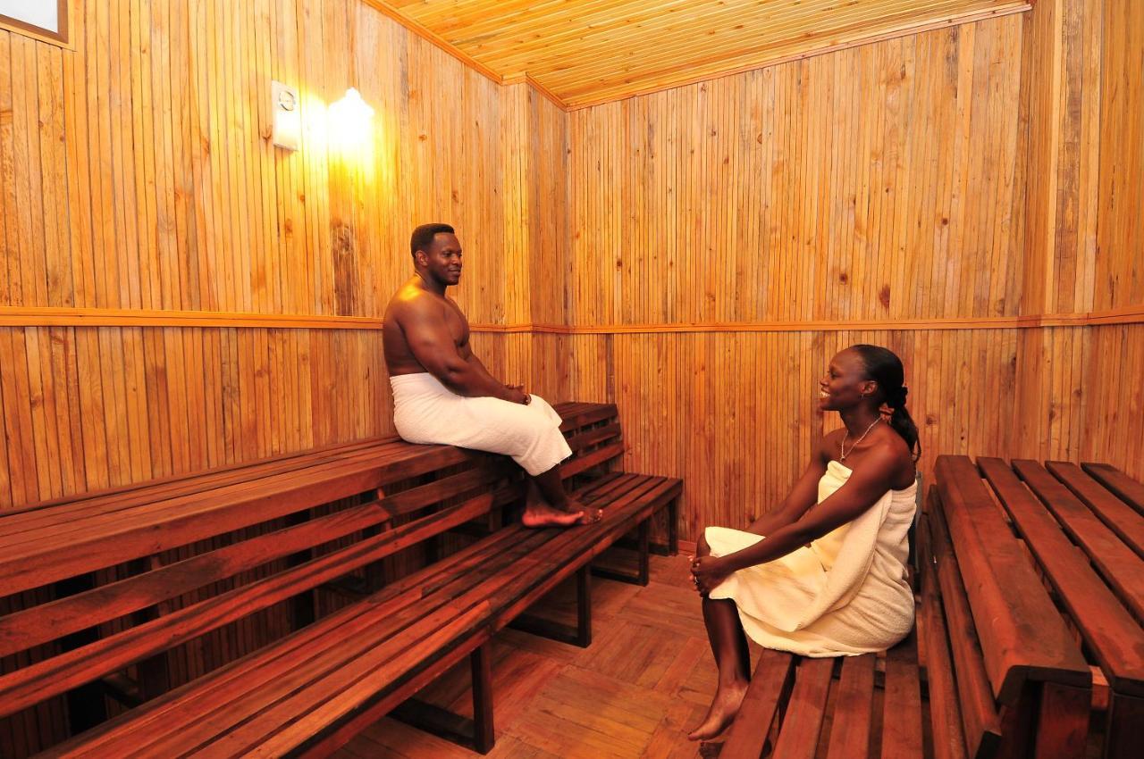 Mombasa Continental Resort Shanzu Extérieur photo