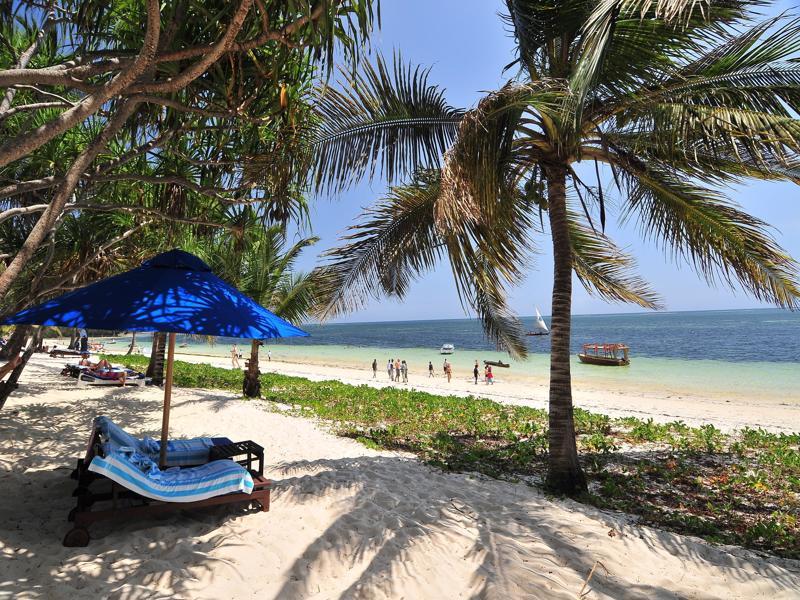 Mombasa Continental Resort Shanzu Extérieur photo