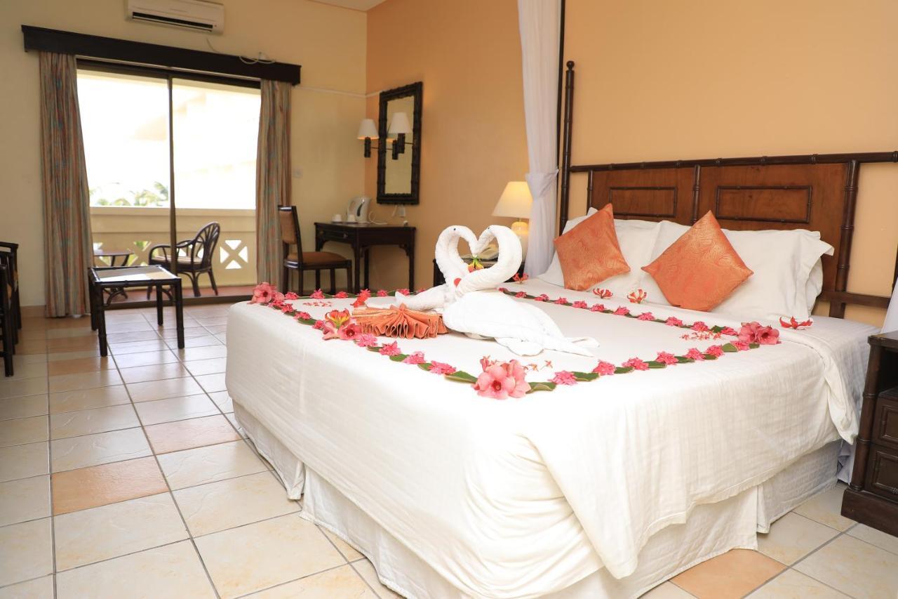 Mombasa Continental Resort Shanzu Extérieur photo